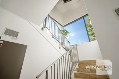Na prenájom komerčné, 20 m², Piešťany, Krajinská