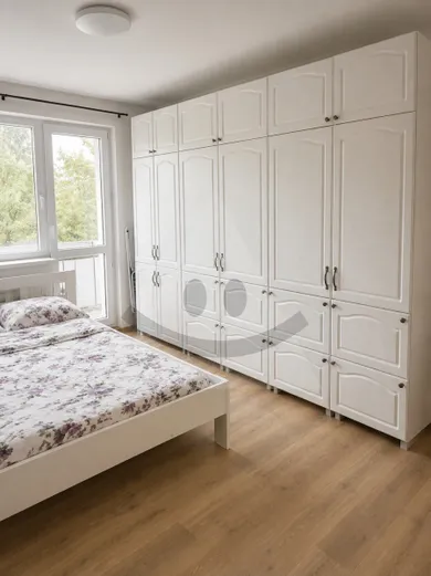 Na prenájom 2-izbový byt, 55 m², Martin, Holubyho