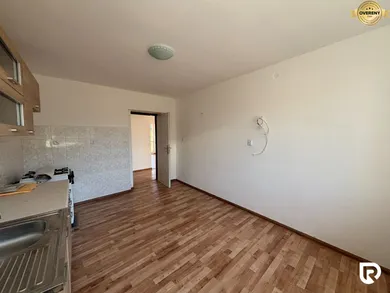 Na predaj 6-izbový dom, 220 m², Horňany