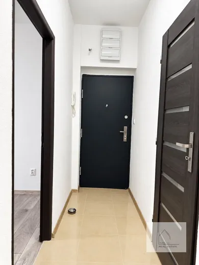 Na predaj 3-izbový byt, 64 m², Vráble, Sídl. Kaška