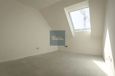 Na predaj 4-izbový byt, 85 m², Trnava, Halenárska