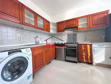 Квартиры на продажу, 3-комнатные, Bratislava-Dúbravka · €242 000