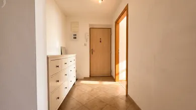 Na predaj 2-izbový byt, 61 m², Žilina