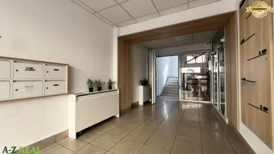 Komerčné priestory na prenájom, Bratislava-Staré Mesto · €800