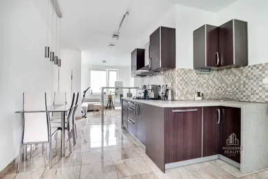 Mieszkania na sprzedaż, 3-pokojowe, Nové Zámky · €145 000