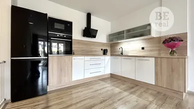 Na prenájom 2-izbový byt, 62 m², Pezinok, Dona Sandtnera
