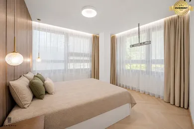 Na predaj 4-izbový byt, 133 m², Bratislava-Ružinov, Komárnická