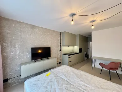 Mieszkania na wynajem, 1-pokojowe, Košice-Západ · €650