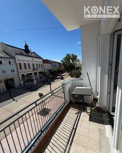 Na predaj 2-izbový byt, 36 m², Michalovce, Nám. Osloboditeľov