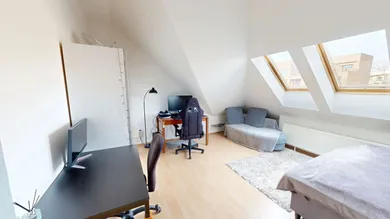 Na predaj 5-izbový byt, 210 m², Bratislava-Ružinov, Košická