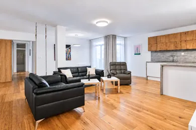 Eladó lakások, 3-szobás, Trnava · €360 000