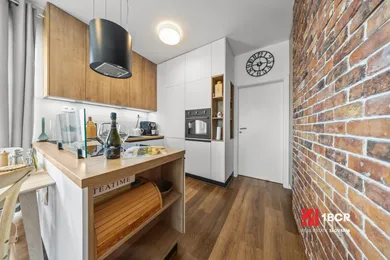 Byty na predaj 3-izbový, Bratislava-Petržalka · €329 000