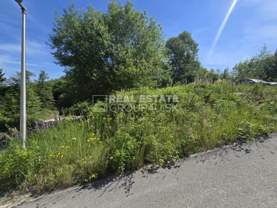 Na predaj pozemok v Považská Bystrica · €128 000 · Pôvodný stav