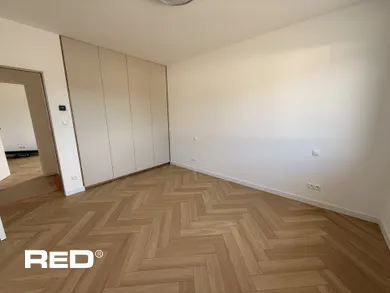 Na prenájom 4-izbový dom, 130 m², Mojš
