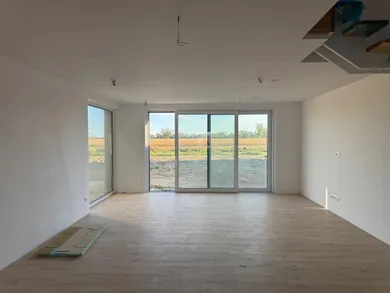 Na predaj 5-izbový dom, 121 m², Zálesie, Záhumenná