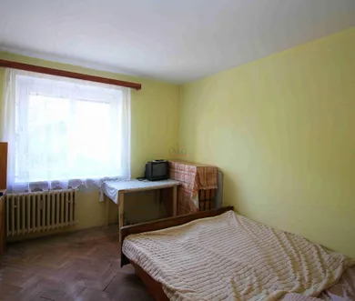 Na predaj 3-izbový byt, 63 m², Žiar nad Hronom