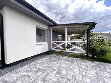 Na prenájom 4-izbový dom, 121 m², Dolné Lovčice, Pri Dolinke