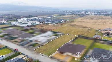 Na predaj pozemok, 96 m², Kočovce