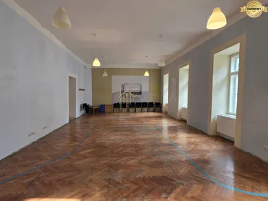 Na prenájom komerčné, 71 m², Banská Štiavnica