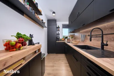 Na predaj 3-izbový byt, 75 m², Bratislava-Ružinov, Narcisová