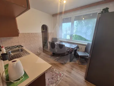 Mieszkania na wynajem, 1-pokojowe, Komárno · €450