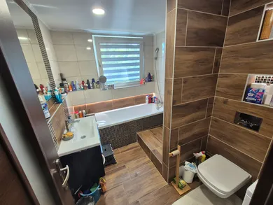 Na predaj 3-izbový byt, 68 m², Banská Bystrica, Tulská