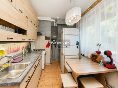 Mieszkania na sprzedaż, 2-pokojowe, Nové Zámky · €123 900
