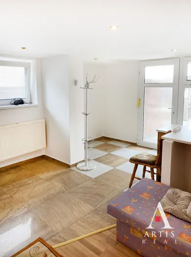 Na prenájom 1-izbový byt, 45 m², Košice-Juh, Slnečná