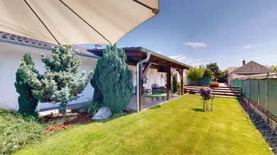 Domy na sprzedaż, 4-pokojowe, Slovenská Nová Ves · €295 000