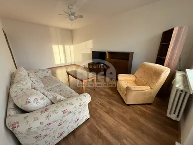 Na prenájom 3-izbový byt, 78 m², Michalovce, -