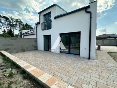 Na predaj dom, 126 m², Kostolište