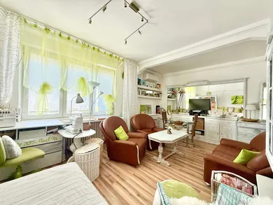 Na predaj 1-izbový byt, 44 m², Bratislava-Nové Mesto, Riazanská