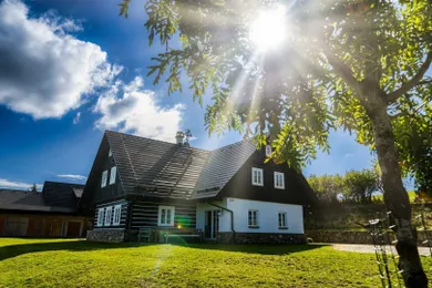 Domy rekreacyjne na sprzedaż, Vrbovce · €1 439 000
