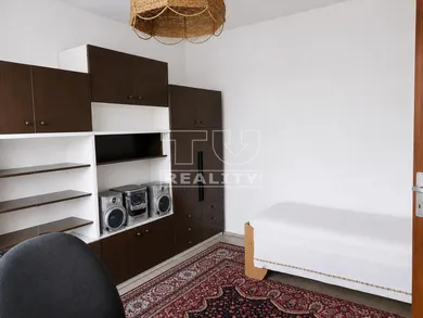 Na predaj 3-izbový byt, 72 m², Spišská Nová Ves