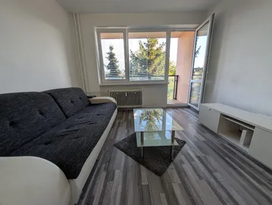 Na prenájom 1-izbový byt, 28 m², Zvolen, V. P. Tótha