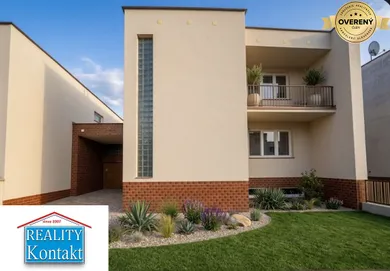 Houses for sale, 5-room in Nové Zámky · €220,000