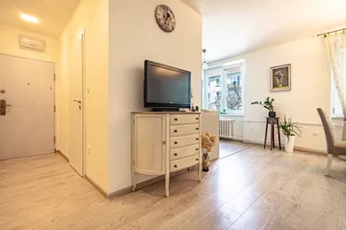 Na predaj 2-izbový byt, 52 m², Dunajská Streda, Kukucínova