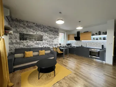 Na predaj 2-izbový byt, 50 m², Nitra, Hlboká