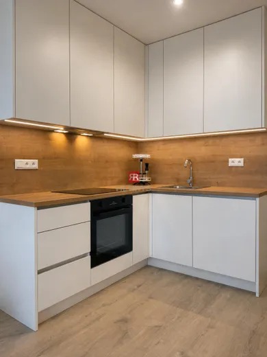 Na prenájom 1-izbový byt, 33 m², Bratislava-Ružinov, Bajkalská
