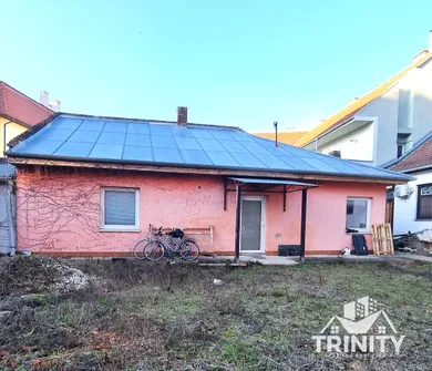 Lokale komercyjne na wynajem, Nové Zámky · €500