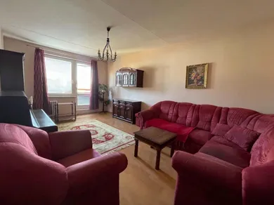 Na prenájom 3-izbový byt, 80 m², Banská Bystrica, Sládkovičova