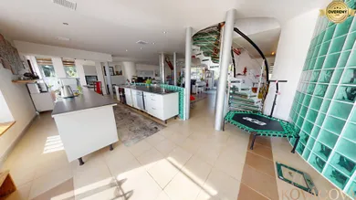 Na predaj dom, 200 m², Veľké Chlievany