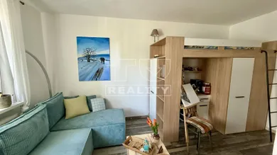 Na prenájom 1-izbový byt, 30 m², Vrútky