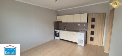 Mieszkania na wynajem, 1-pokojowe, Nové Zámky · €420