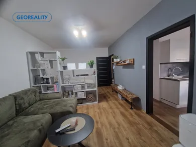 Na predaj 3-izbový byt, 82 m², Levice, Kyjevská
