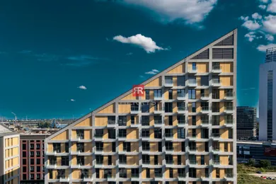 Na predaj 2-izbový byt, 55 m², Bratislava-Staré Mesto, Bottova