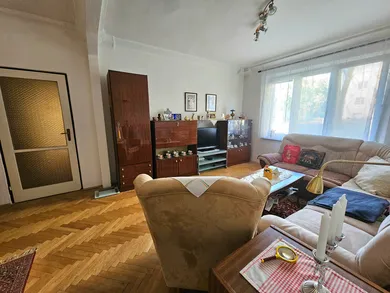 Na predaj 3-izbový byt, 74 m², Bratislava-Ružinov, Sklenárova