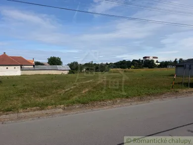 Na predaj pozemok, Číž