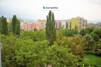 Na prenájom 3-izbový byt, 73 m², Bratislava-Ružinov
