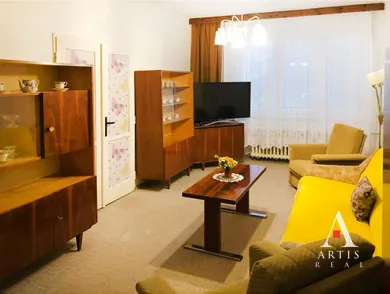 Mieszkania na wynajem, 3-pokojowe, Košice-Juh · €700
